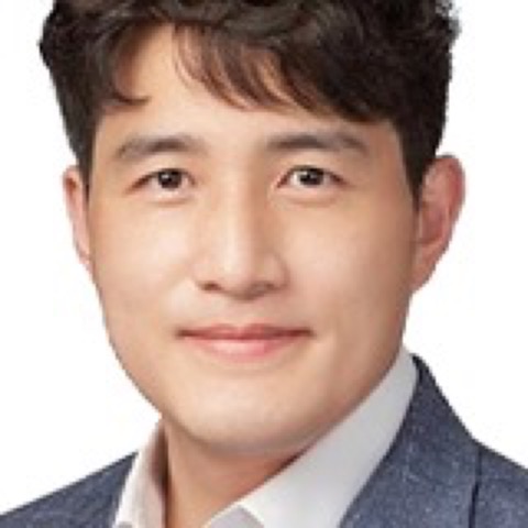 Heo Hoon portrait