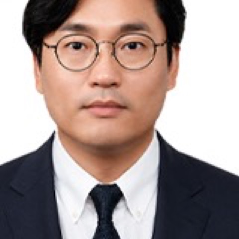 Lee Soo-young portrait